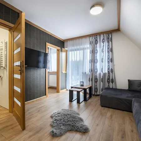 Nosalowa Dolina 公寓式酒店